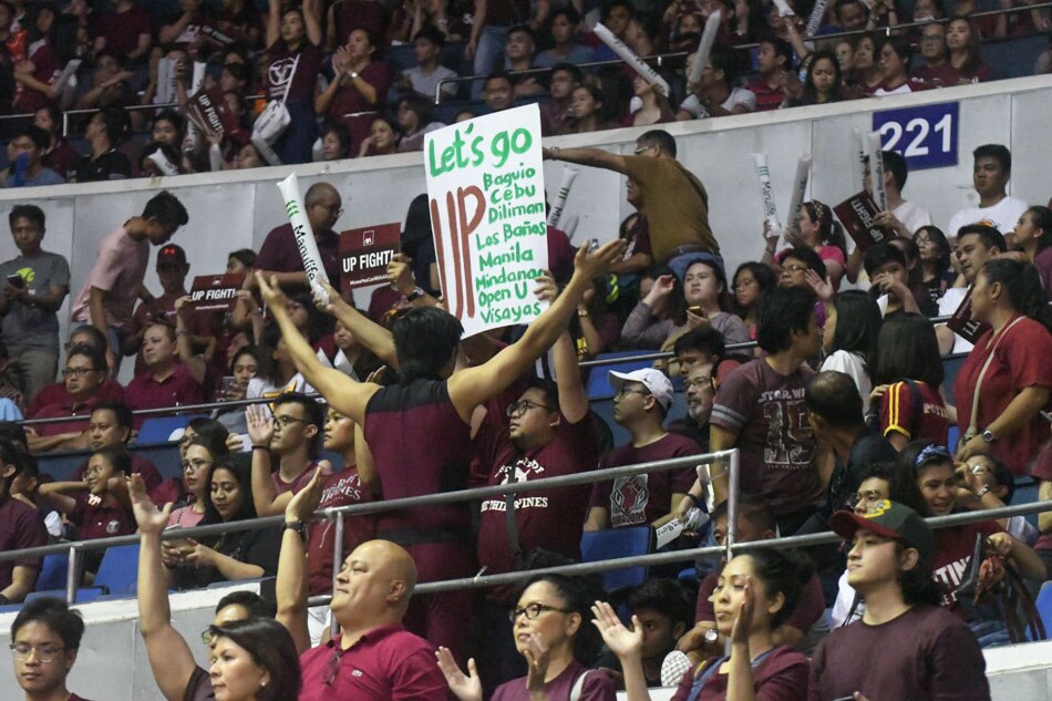 SLIDESHOW: Ateneo-UP clash, the center of local hoops on Sunday 2