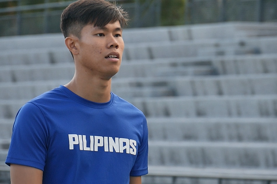 SEA Games: His star soaring, gold favorite EJ Obiena still keeps feet on the ground 1