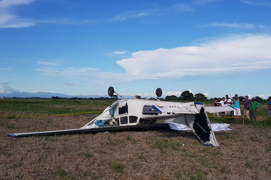 Training aircraft crash lands in Tarlac; pilot, trainee rescued 1