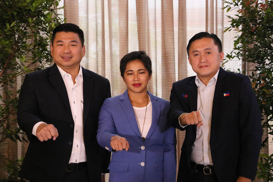 Weightlifting: Hidilyn gets bump in training funds, thanks to gov't,  Phoenix deal | ABS-CBN News