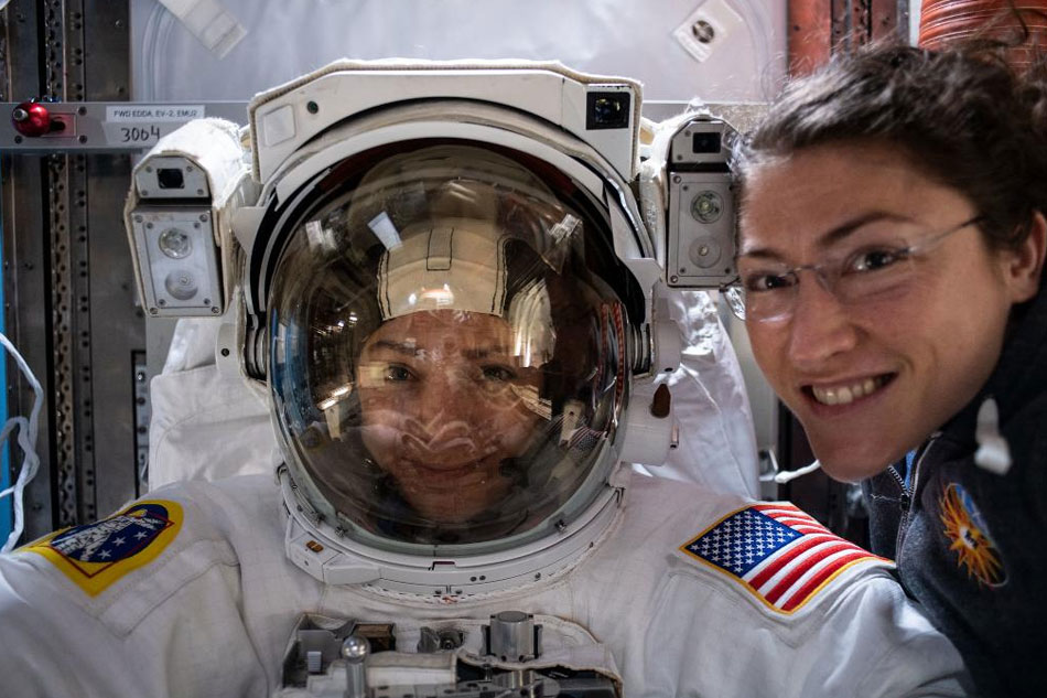 &#39;History unfolds&#39;: NASA streams first spacewalk by all-female team 1