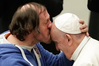 Kissing the Pope