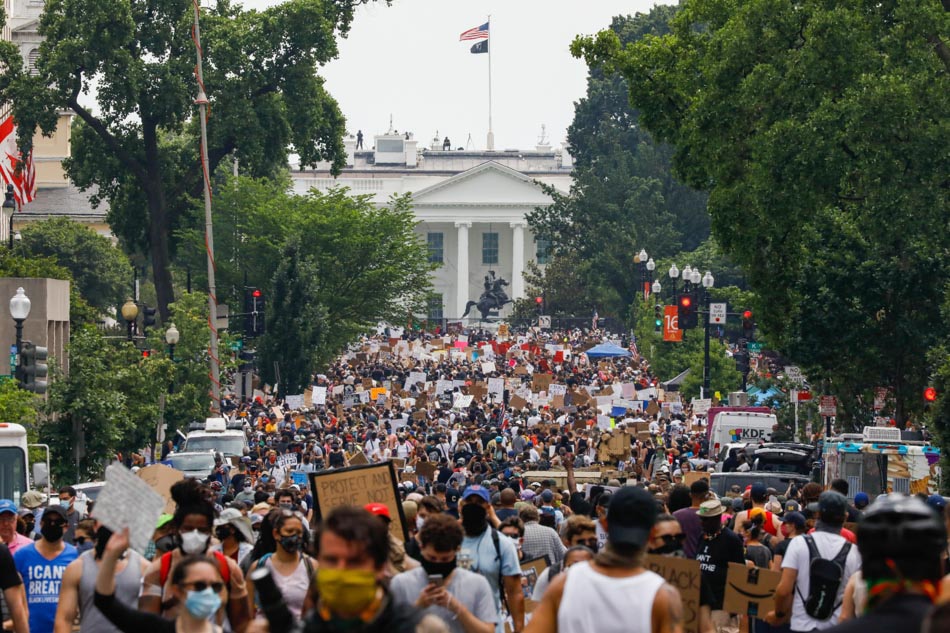 Tens of thousands join protest vs discrimination