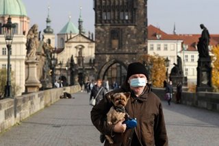 Czech Republic's COVID-19 death toll surpasses 25,000, doubling in 2021