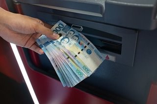 2 lalaking nag-withdraw sa bank account na di kanila timbog