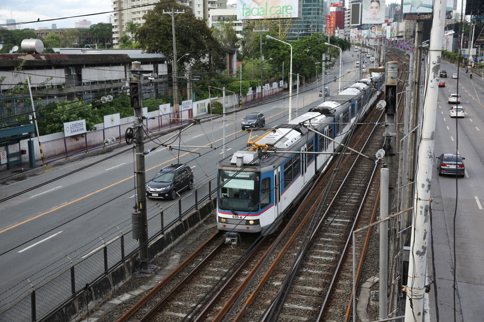 Faster MRT-3 trains eyed by December 1