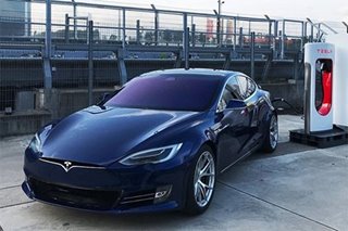 Long road ahead for fully self-driving cars, despite Tesla claim