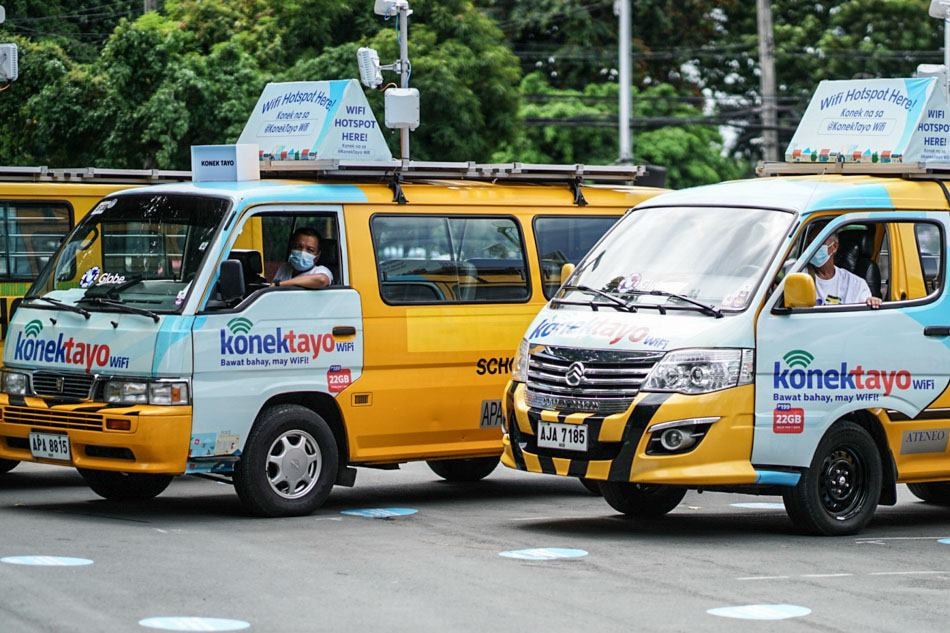 10 WiFi buses deployed in Manila to aid in distance learning: Globe 1