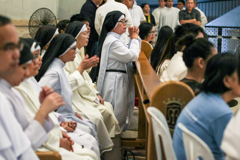 LOOK: Manila Cathedral welcomes back Our Lady of La Naval 12
