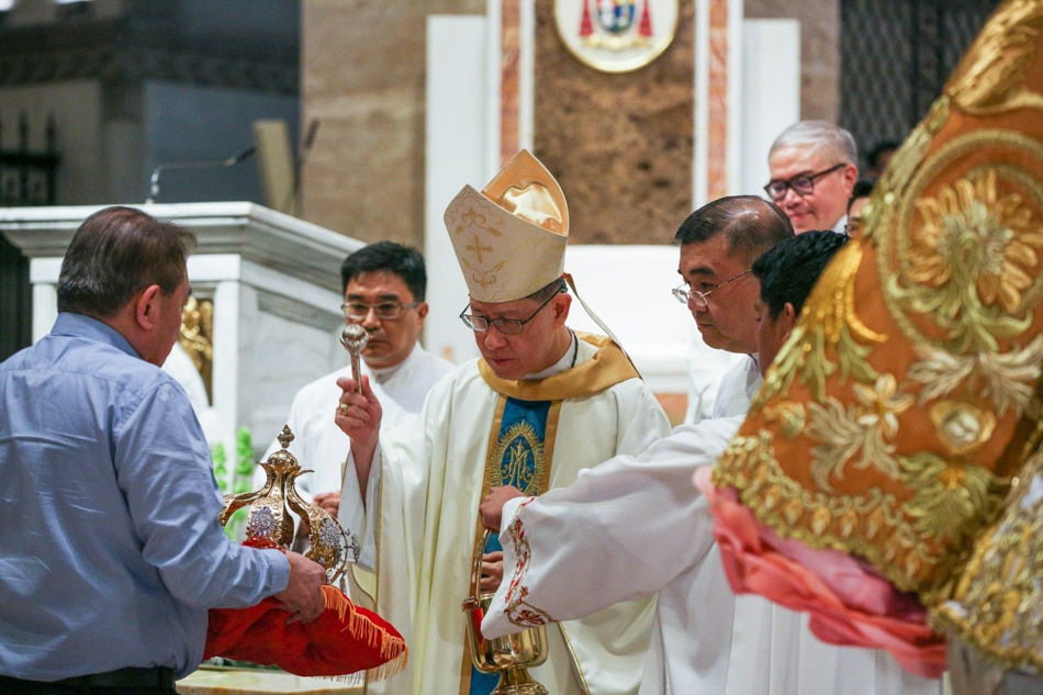 LOOK: Manila Cathedral welcomes back Our Lady of La Naval 6