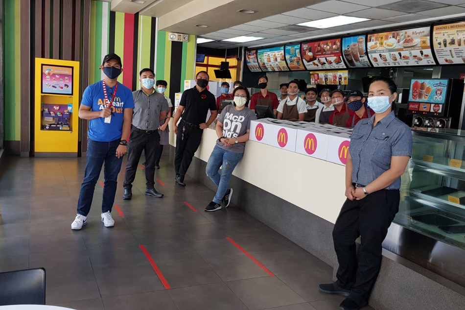 McDonald&#39;s PH commits 50,000 meals for frontliners and communities 1