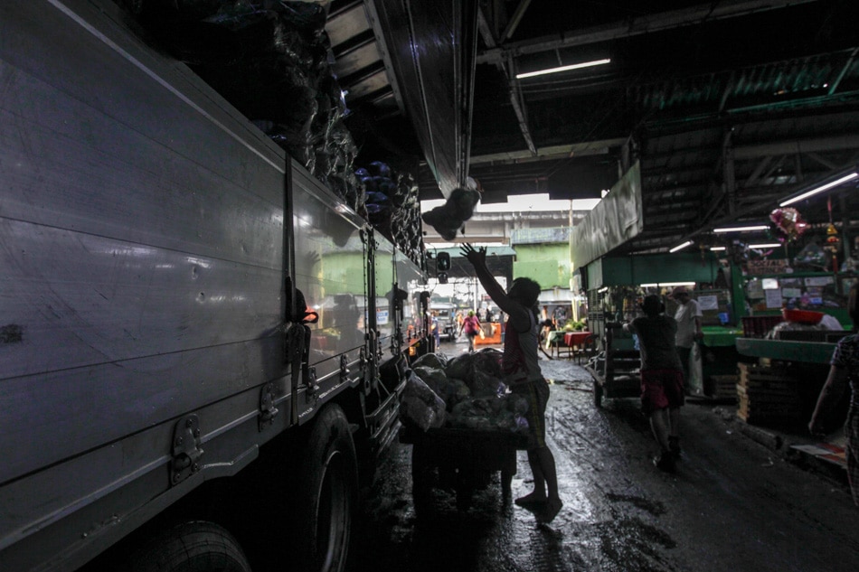 From truck drivers to farmers, vegetable industry in northern Luzon hits roadblock 38