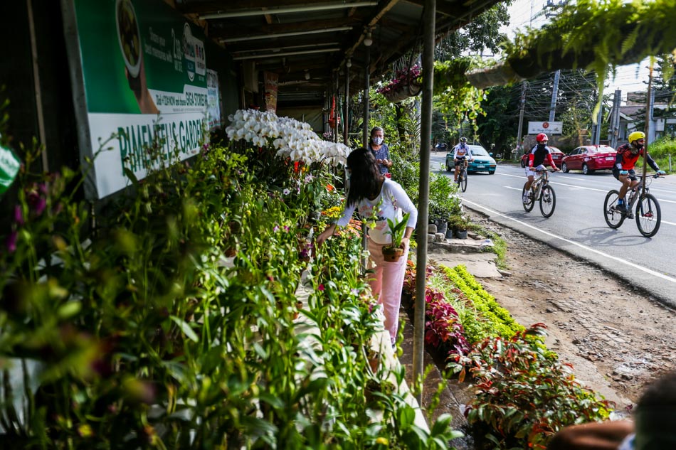 LOOK: Tagaytay reopens to tourists 1