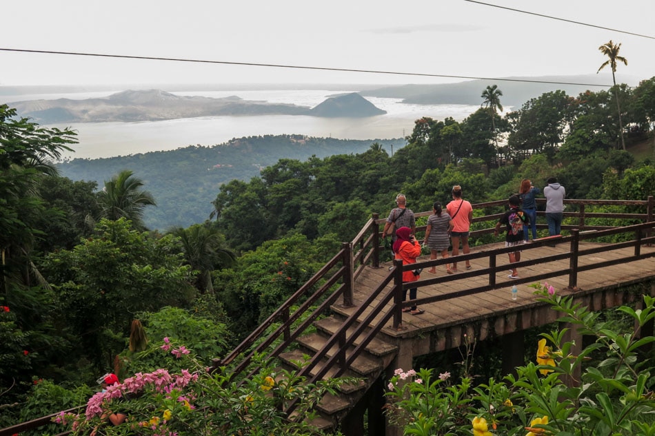 LOOK: Tagaytay reopens to tourists 22
