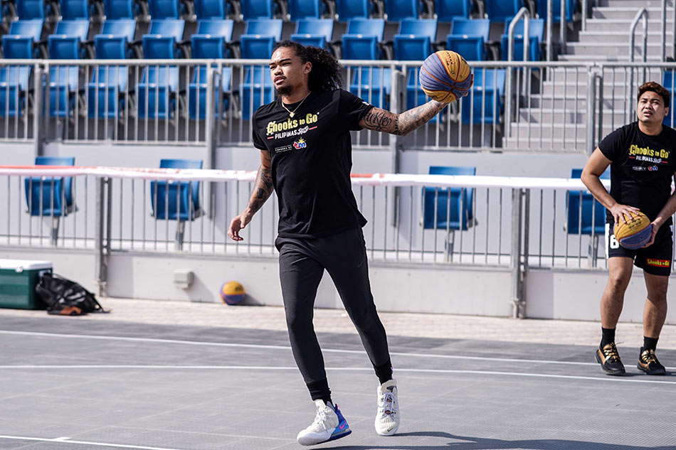 LOOK: Manila Chooks squad endures scorching heat in first Doha practice 6