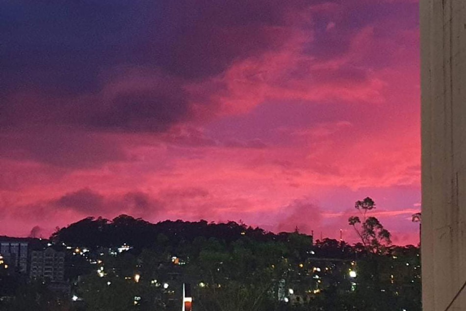 Look Skies Turn Pink Over Metro Manila Parts Of Luzon Abs Cbn News