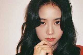 How does Blackpink's Jisoo like to spend her money?