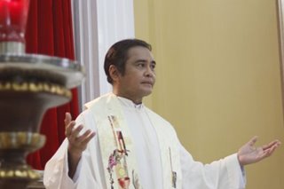Another best actor award in the offing for John Arcilla as healing priest Fr. Suarez