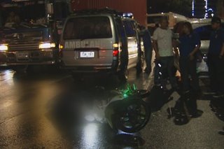 Motorcycle rider, nagulungan ng bus sa Pasig