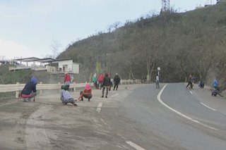 Cleanup efforts continue in tourist spots affected by Taal ashfall