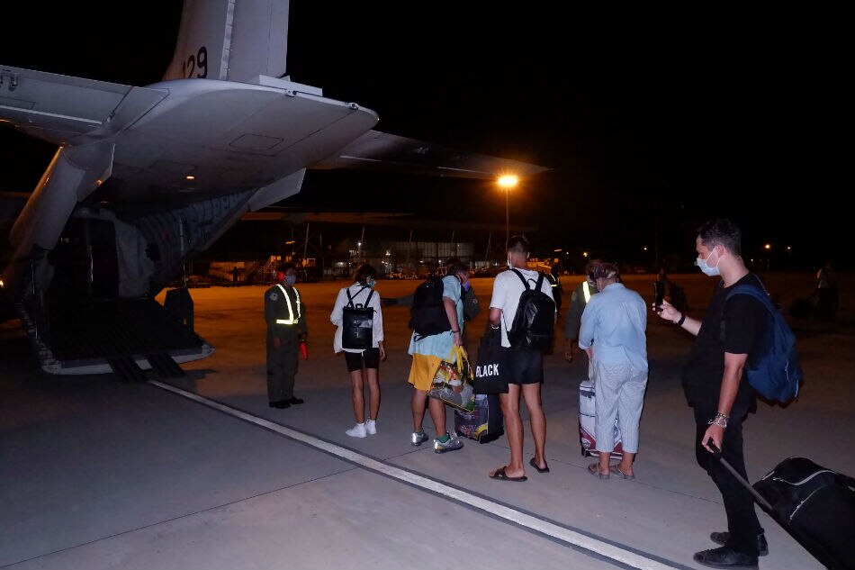 Moscow ipinasundo ang 18 Russian stranded sa Palawan dahil sa COVID-19 2