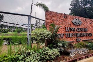 COVID-19 ward sa ilang ospital sa Kamaynilaan, puno na