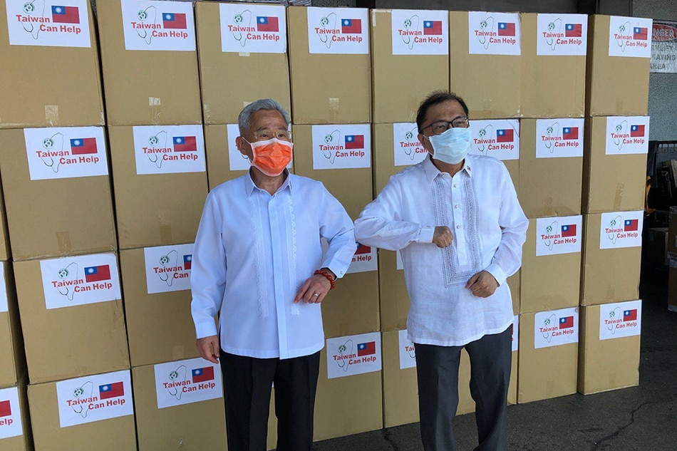 Taiwan donates 300,000 more face masks to the Philippines 1