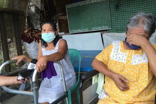 Driven by hunger, sick and elderly residents of village in Rizal forced to eat salt