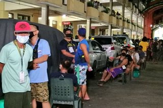 Late-night rains delay cash distribution for Mandaluyong residents facing total lockdown