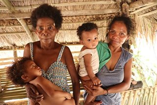 Mga Aeta mula Tarlac nangangailangan ng pagkain, gatas