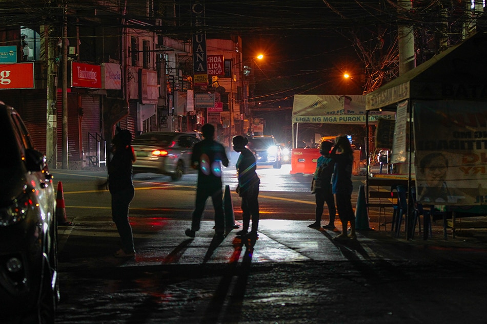 &#39;Modified&#39; lockdown set in Metro Manila, 2 other areas 1