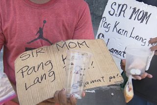 Ilang mangangalakal sa Tondo nabubuhay na lang sa pamamalimos
