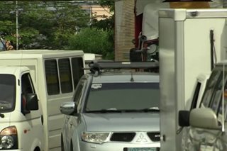 Daloy ng trapiko sa Sucat Road tumindi