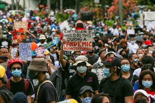 Terror bill critics defy quarantine, storm in Independence Day 'mañanita'