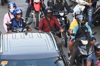 Gov't urged to allow motorcycle taxi operations with safeguards