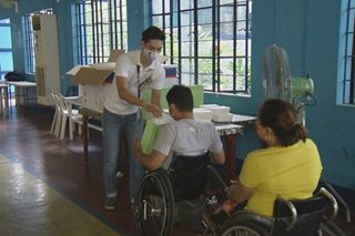 'Pantawid ng Pag-ibig': Pagkain handog sa komunidad ng mga PWD sa Cainta