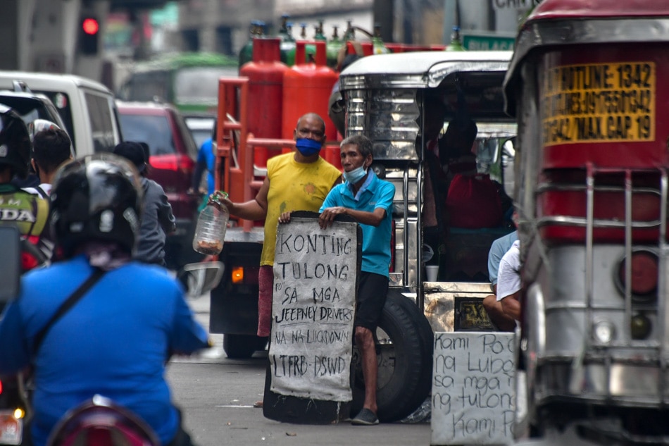 Virus puts jeepney drivers&#39; futures in flux 11