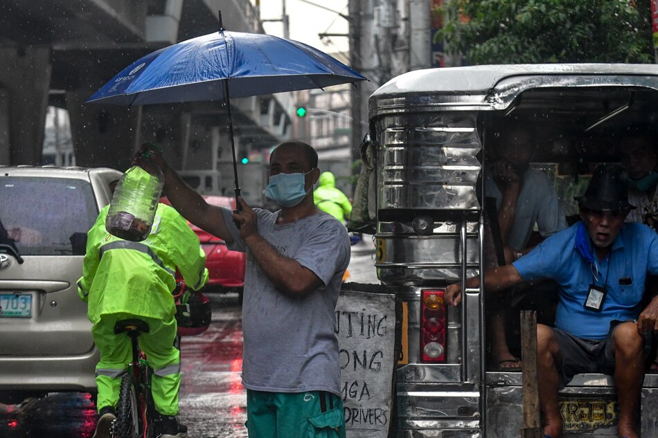 Virus puts jeepney drivers&#39; futures in flux 13