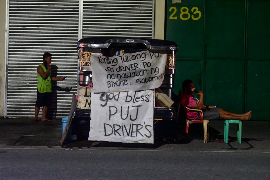 Virus puts jeepney drivers&#39; futures in flux 17