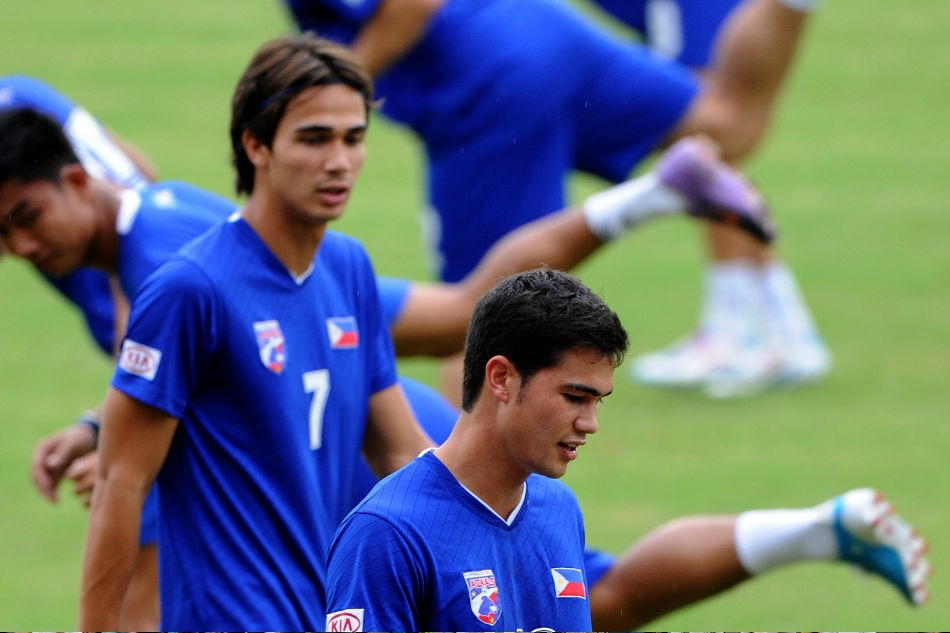 How the Younghusbands fell in love with Philippine football 1