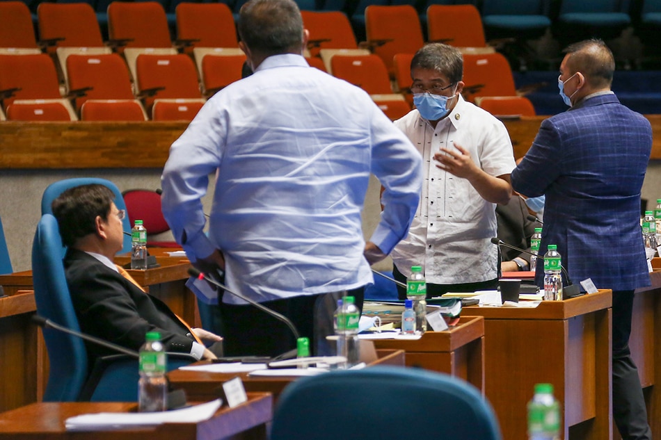 Makabayan bloc seeks full House vote on ABS-CBN franchise 1