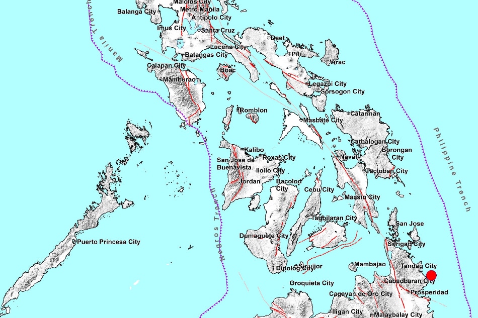 Magnitude 5.8 na lindol tumama sa Surigao del Sur 1