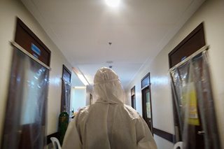 '4-6 dead on arrival daily': Ospital ng Maynila overwhelmed by COVID-19 patients