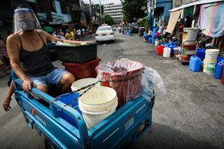 Busted water pipe in Manila causes water shortage