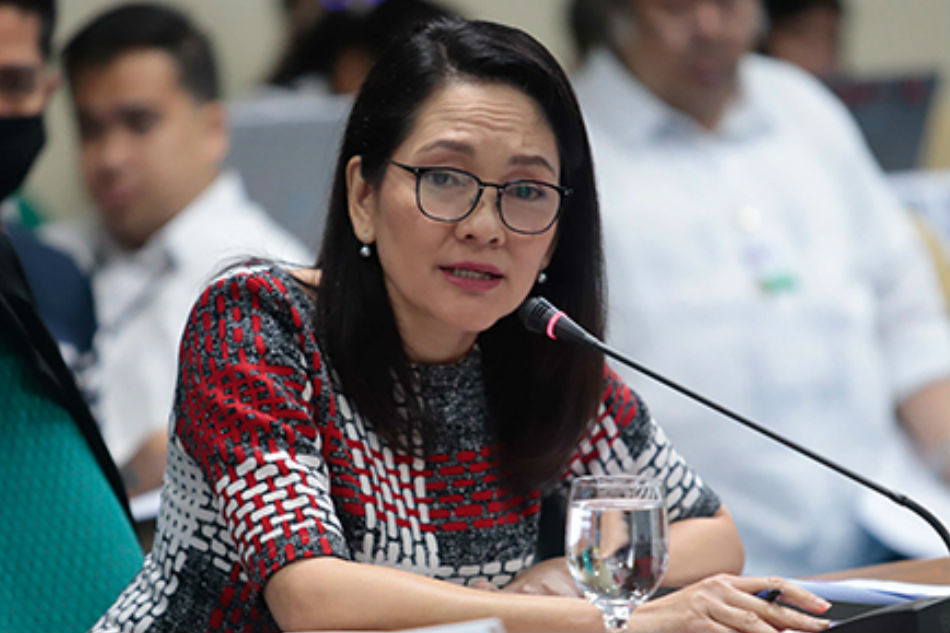 Anti-insurgency task force may be used for &#39;political favors&#39;: Hontiveros 1