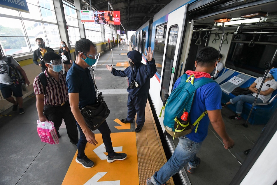 1-meter distancing to be enforced in public transport pending Duterte ...