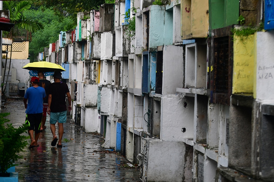Metro mayors drafting guidelines for early cemetery-goers ahead of Undas closure 1