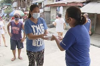 'Pantawid ng Pag-ibig': Food packs hatid sa mga taga-Payatas, Quezon City