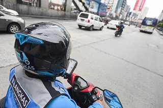 'Cashless payment, sariling helmet': Guidelines sa pagbabalik ng motorcycle taxis inilabas