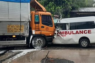 4 na sakay ng ambulansya na magdadala ng pasyente sa Maynila, patay sa aksidente sa Quezon